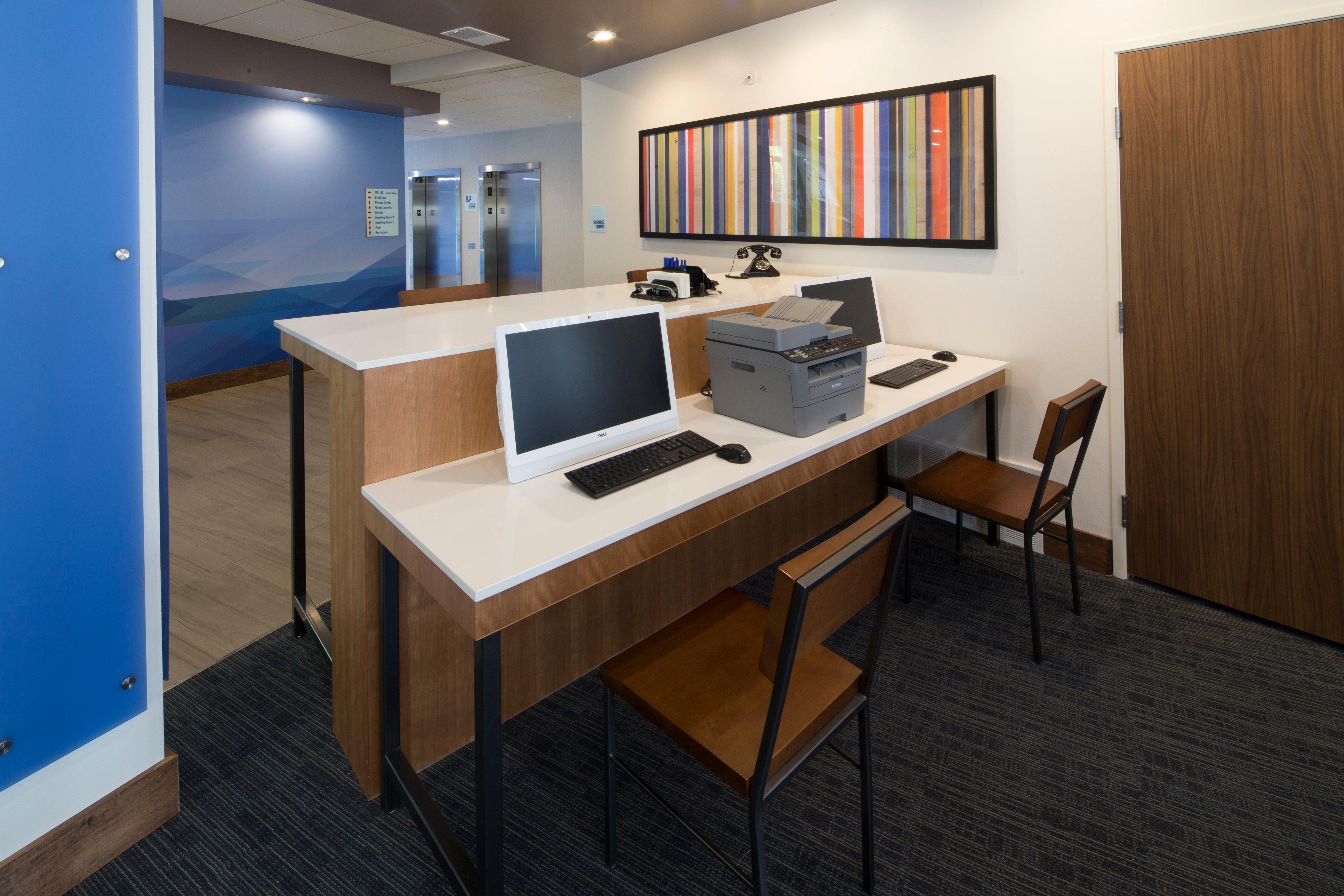 Holiday Inn Express & Suites Alpena - Downtown By Ihg Ngoại thất bức ảnh